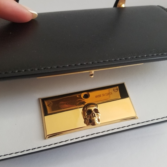 Alexander McQueen Skull Color Block Leather Crossbody Black White Brown … - Picture 5 of 12